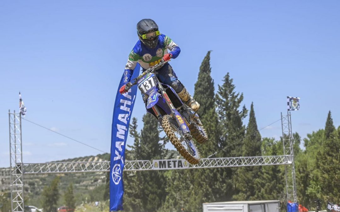 💥Hugo Alarcón Gana Experiencia y Finaliza en el 19º Puesto en el Campeonato de España de Motocross